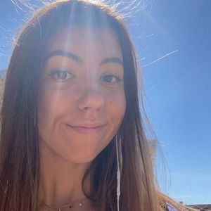 Meet your Posher, Alaina